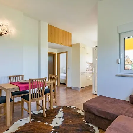 Nemcev 1302 Holiday home Pula
